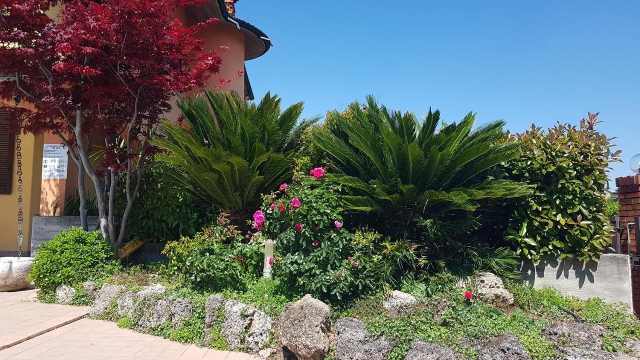 B&B Villa Giulia Desenzano del Garda Ngoại thất bức ảnh