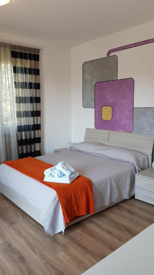 B&B Villa Giulia Desenzano del Garda Phòng bức ảnh