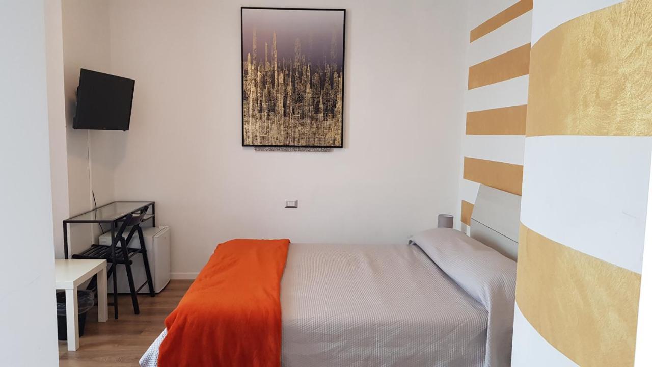 B&B Villa Giulia Desenzano del Garda Phòng bức ảnh