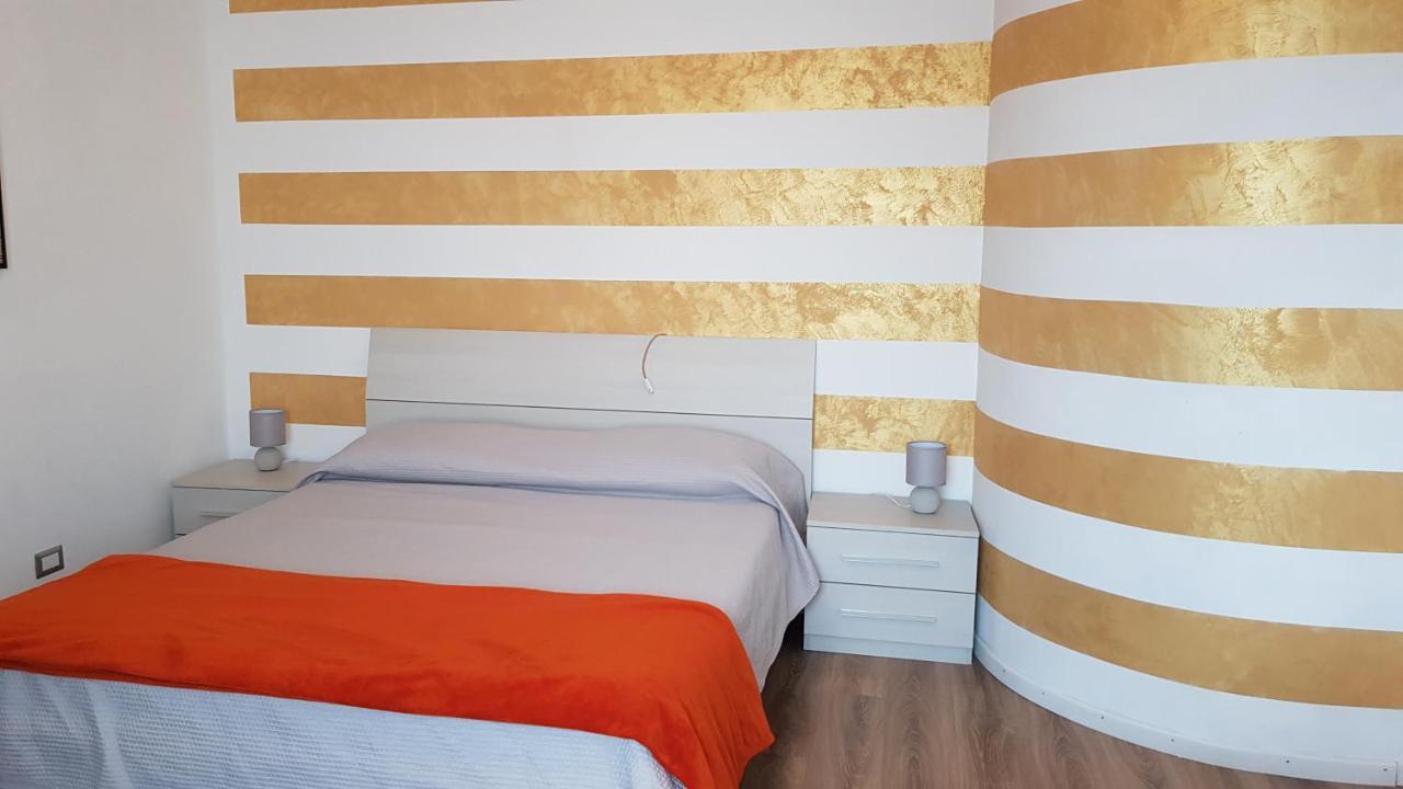 B&B Villa Giulia Desenzano del Garda Phòng bức ảnh