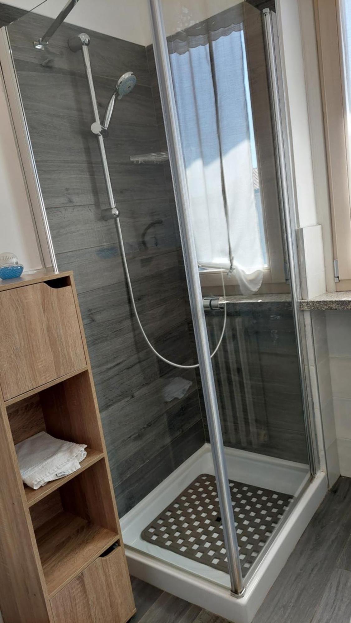 B&B Villa Giulia Desenzano del Garda Ngoại thất bức ảnh
