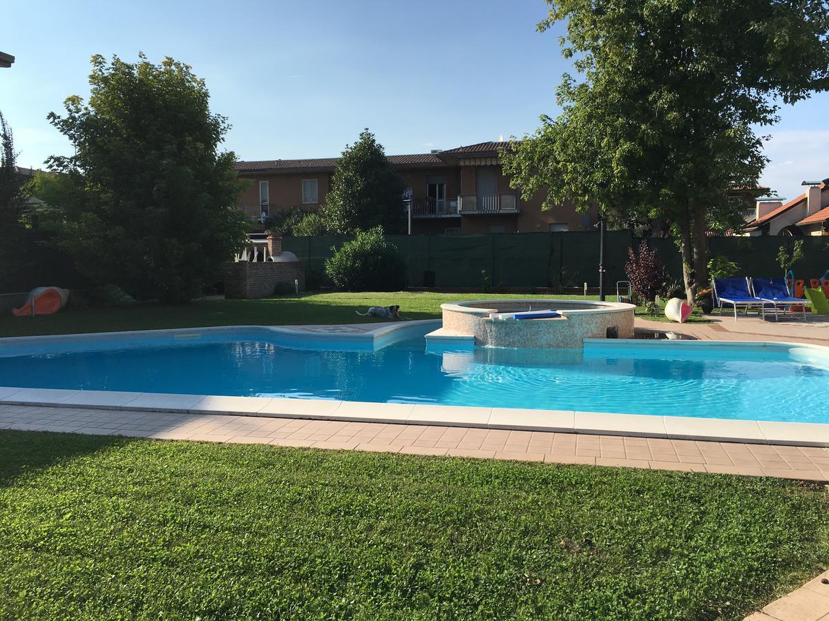 B&B Villa Giulia Desenzano del Garda Ngoại thất bức ảnh