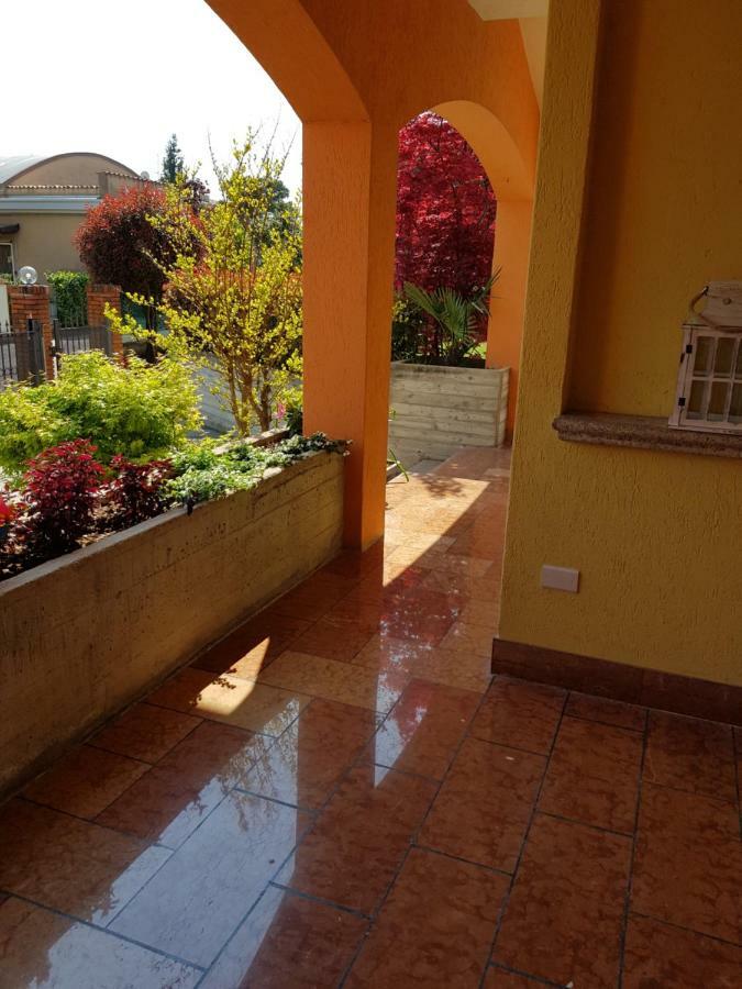B&B Villa Giulia Desenzano del Garda Ngoại thất bức ảnh