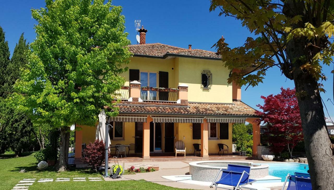 B&B Villa Giulia Desenzano del Garda Ngoại thất bức ảnh